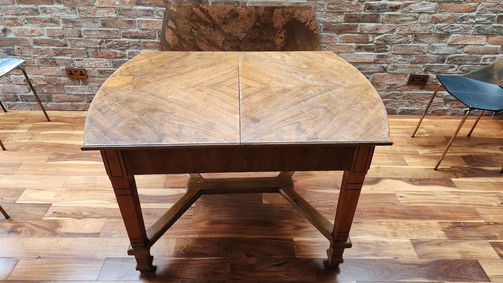 Extendable Dining Table Mahogany With Copper Top, 4 To 8 Seats (88×120/161/203cm) photo vinterior