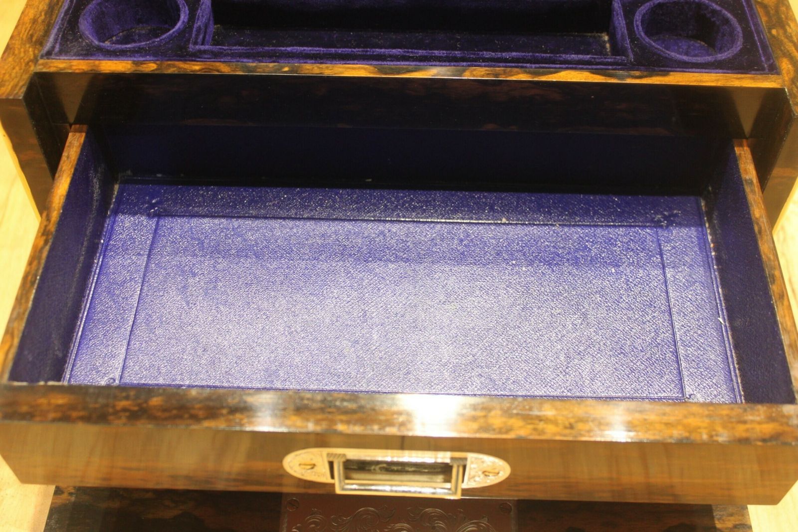 Home Decor A Ladies Victorian Coromandel Travelling Dressing And Jewellery Box With A Fitted Interior. photo