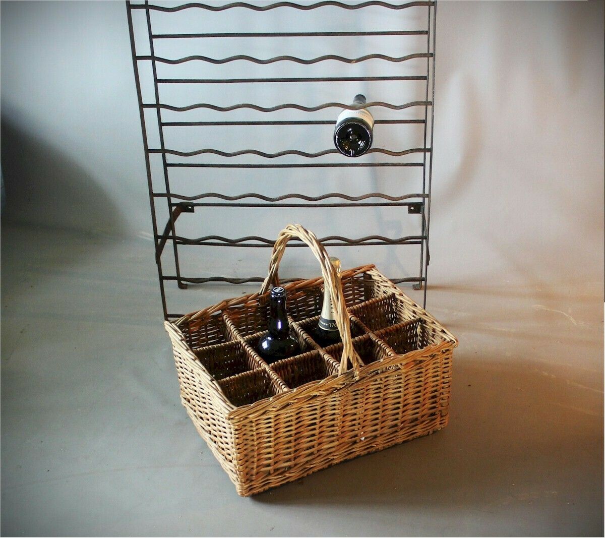 Wicker Basket Bottle Carrier