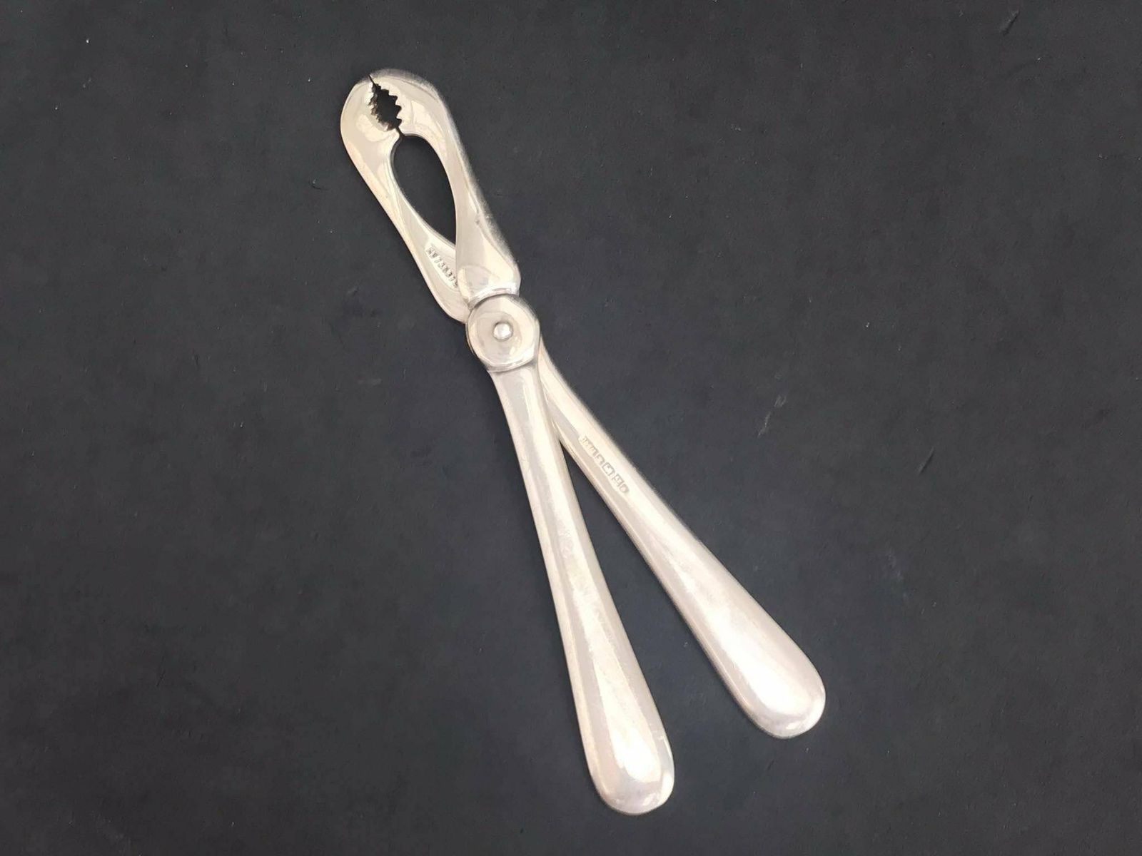 photo furniture Lobster Cracker Tongs Lobster Crab Seafood Tools Victorian Flatware Serving Seafood Antique English Silver Plated Gift For Family
