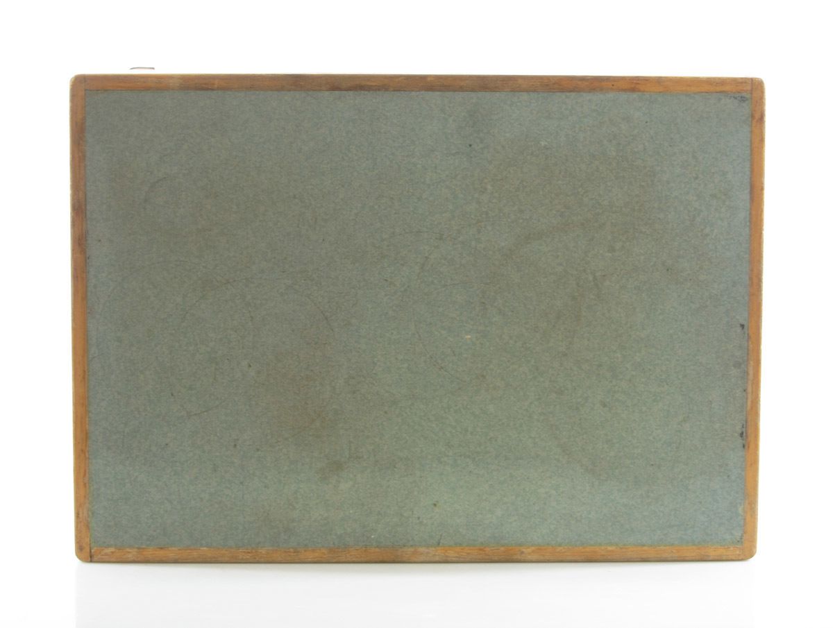 Bijzettafel Of Kinderbureau Uit De Jaren Zestig photo 308.0