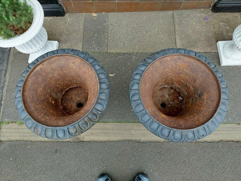 Pair Of Victorian Style Cast Iron Urns photo 1450.0