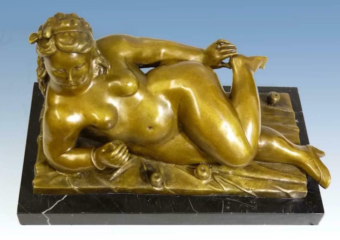 Sculpture In Patinated Bronze After Fernando Botero, 20th Century. photo buy