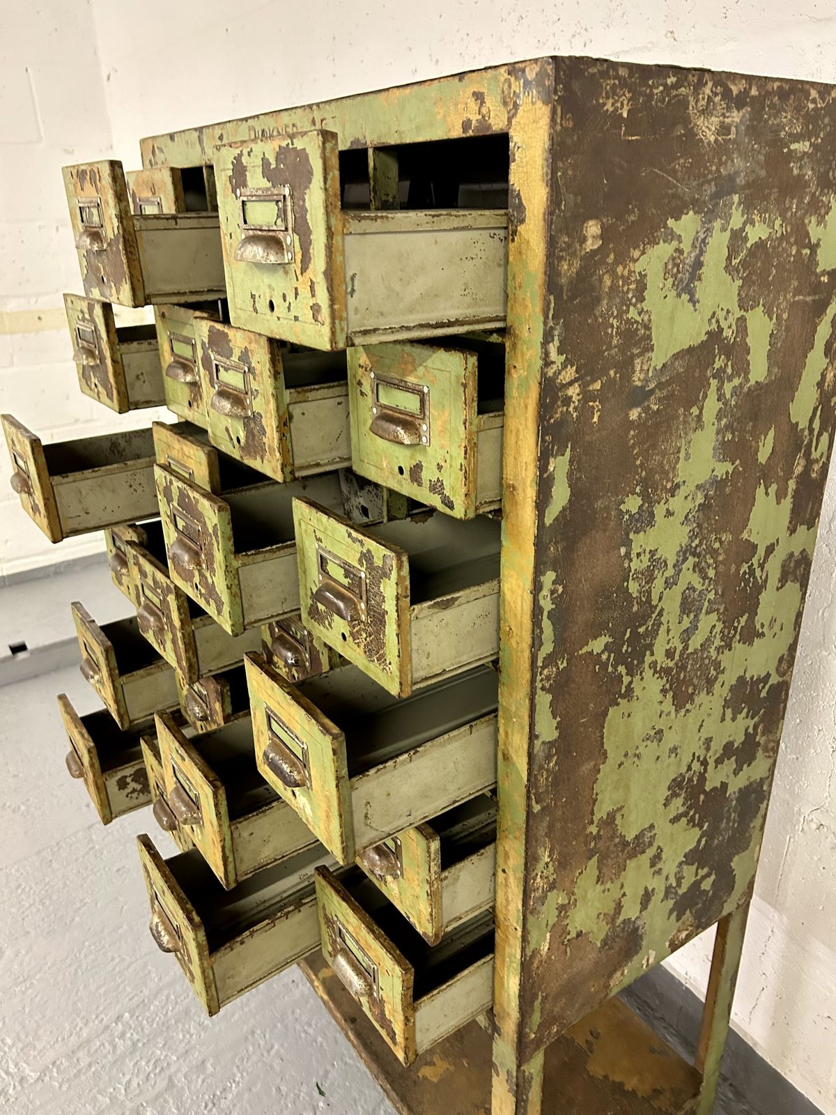 photo furniture Industrial Bank Of Drawers Filing Chest Painted Metal