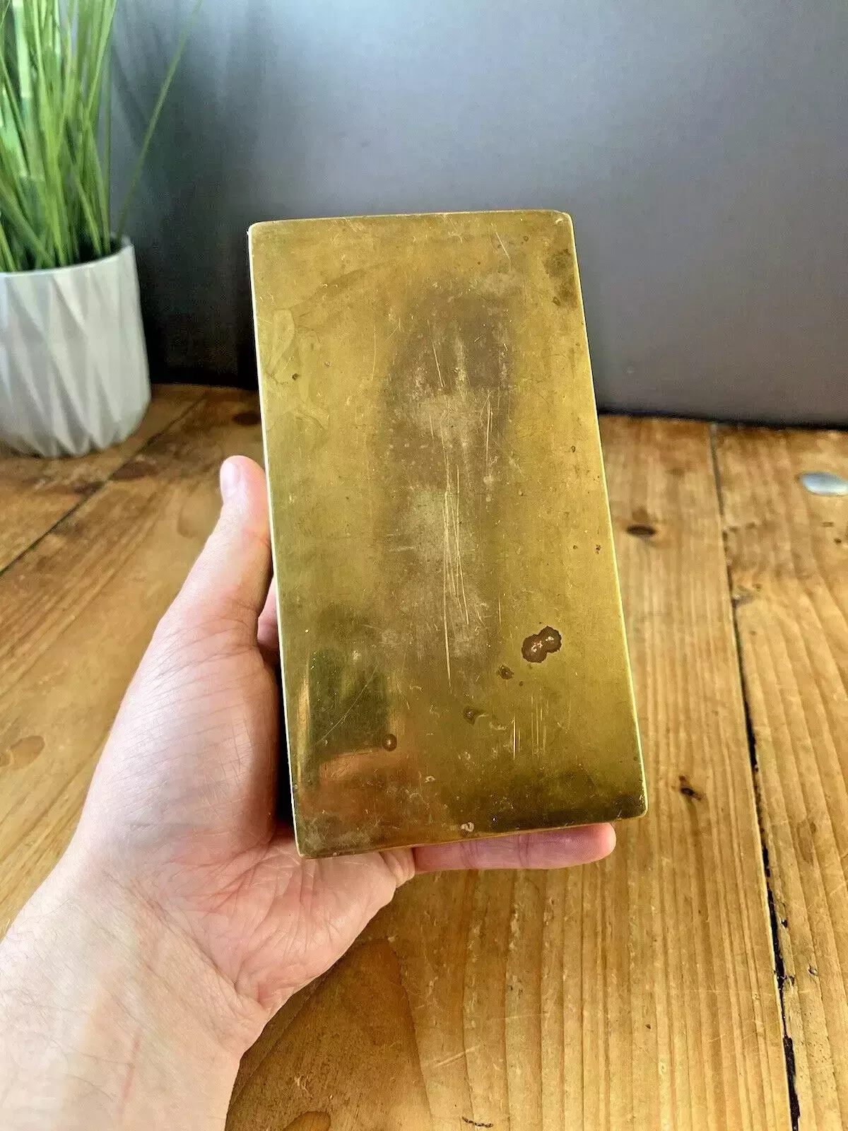 photo furniture Good Quality Antique Vintage Chinese Indian Brass Hinged Lid Cigar Cigarette Box