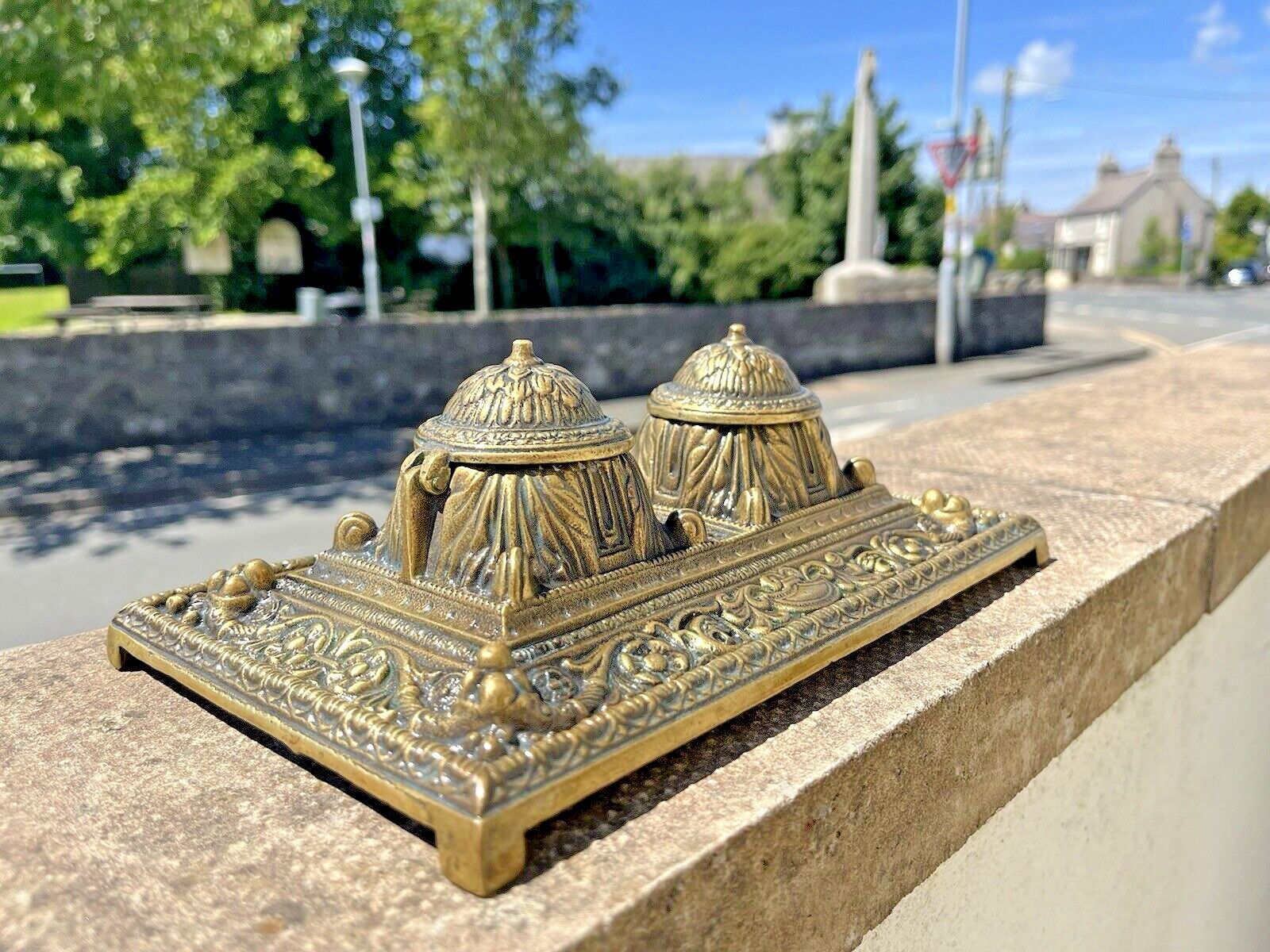 100.0 Quality Antique Heavy Brass Double Inkwell & Liners Office Desk Accessory Prop photo