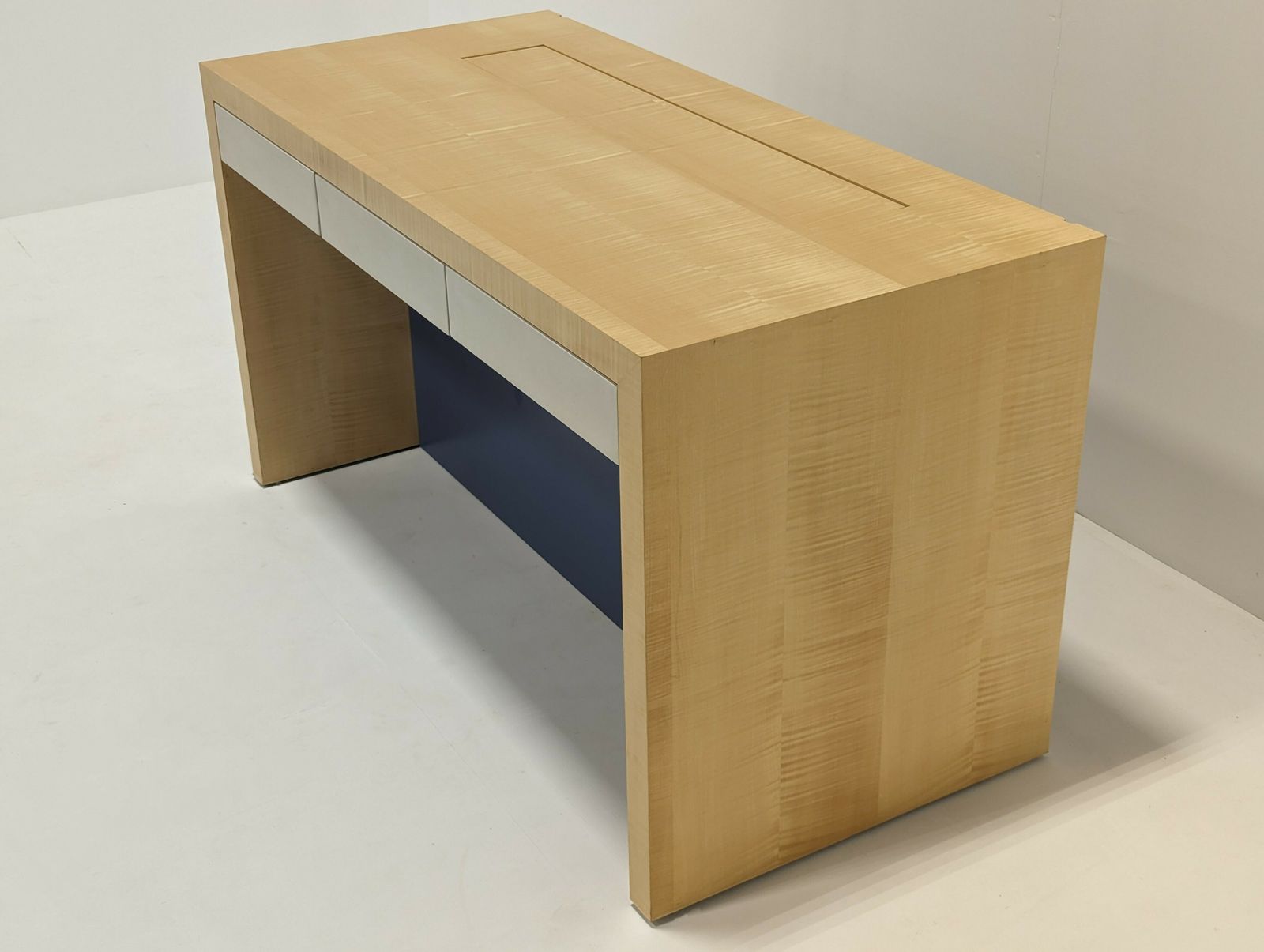 Collett Zarzycki Sycamore Tv Media Desk photo Furniture