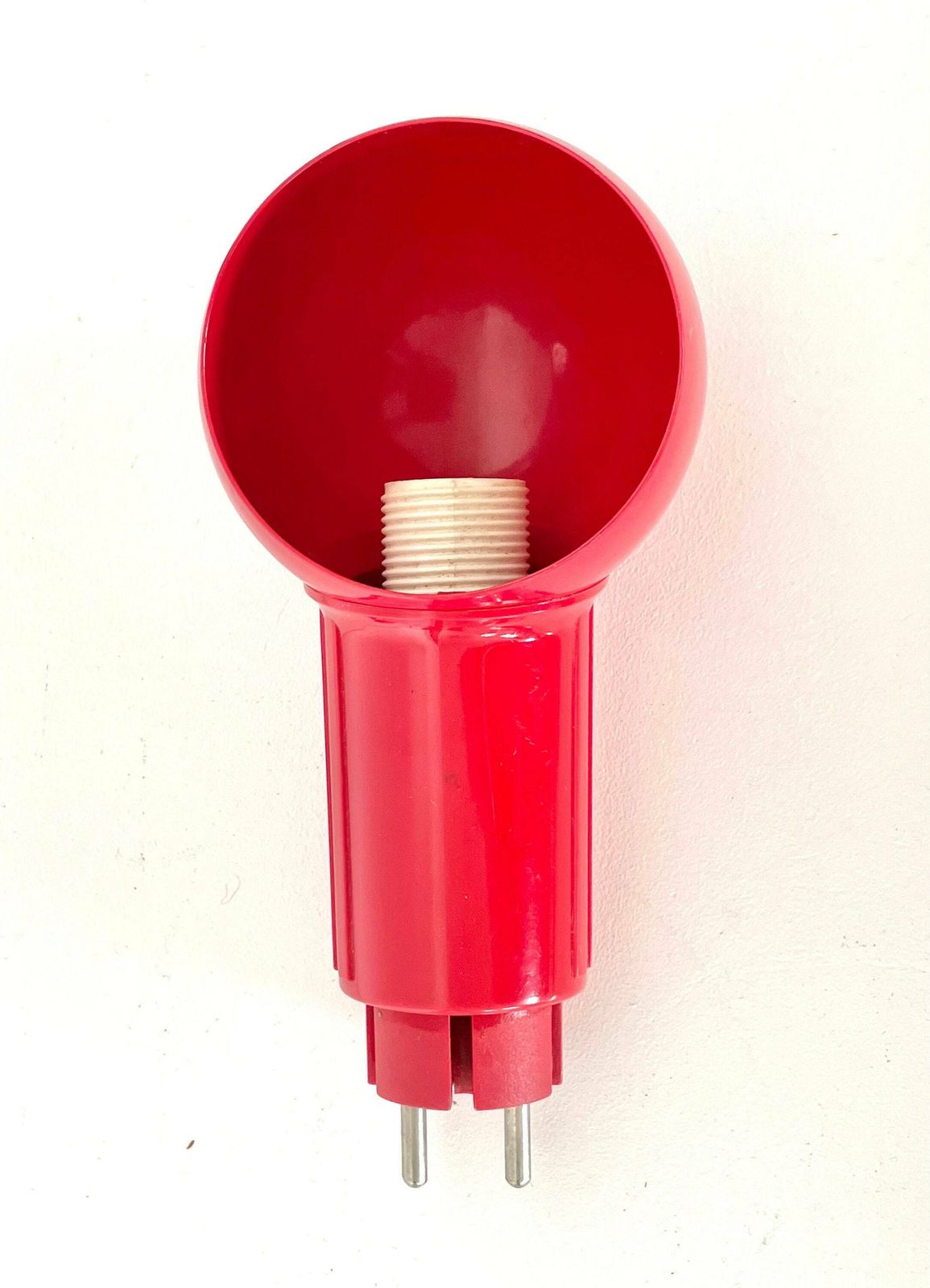 Dutch Vintage Postmodern 1980s Minimalist Spotlight Wall Lamp For Outlet In Red Metal And Plastic   Design By Happylight photo vinterior