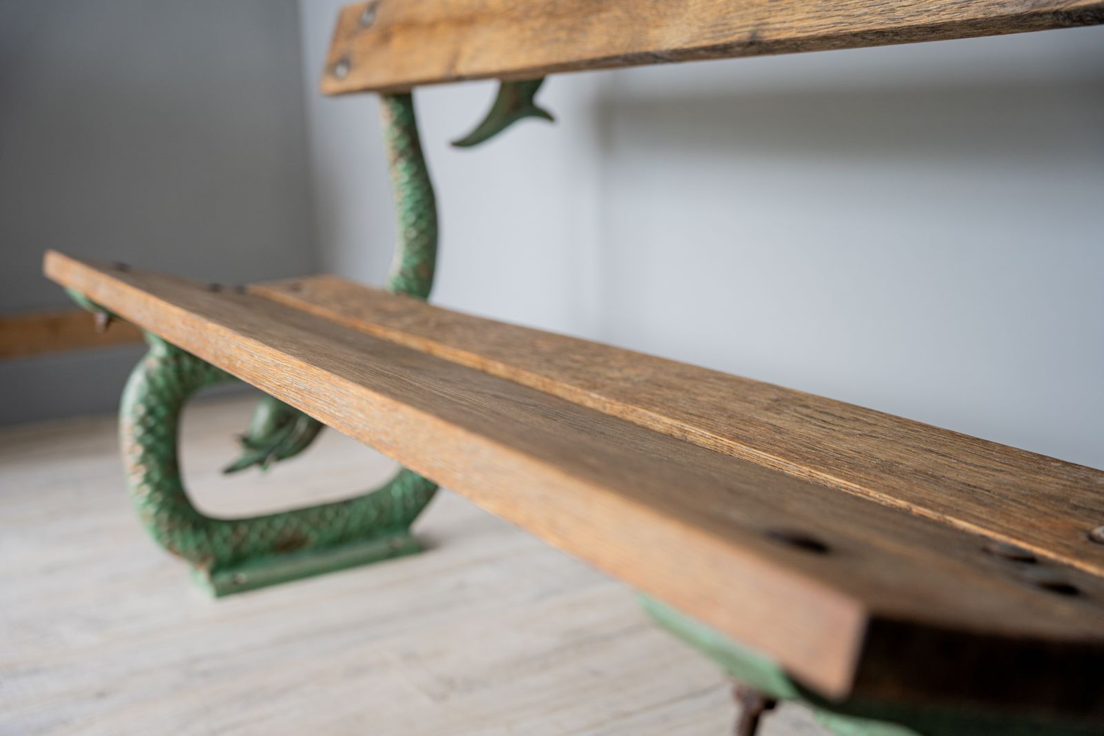 photo furniture Cast Iron Serpent Garden Bench