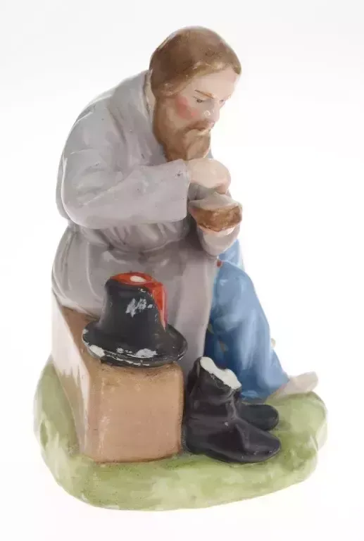 20th Century 20`s Russia Verbilki Porcelain Figure Man With Bread photo vintage