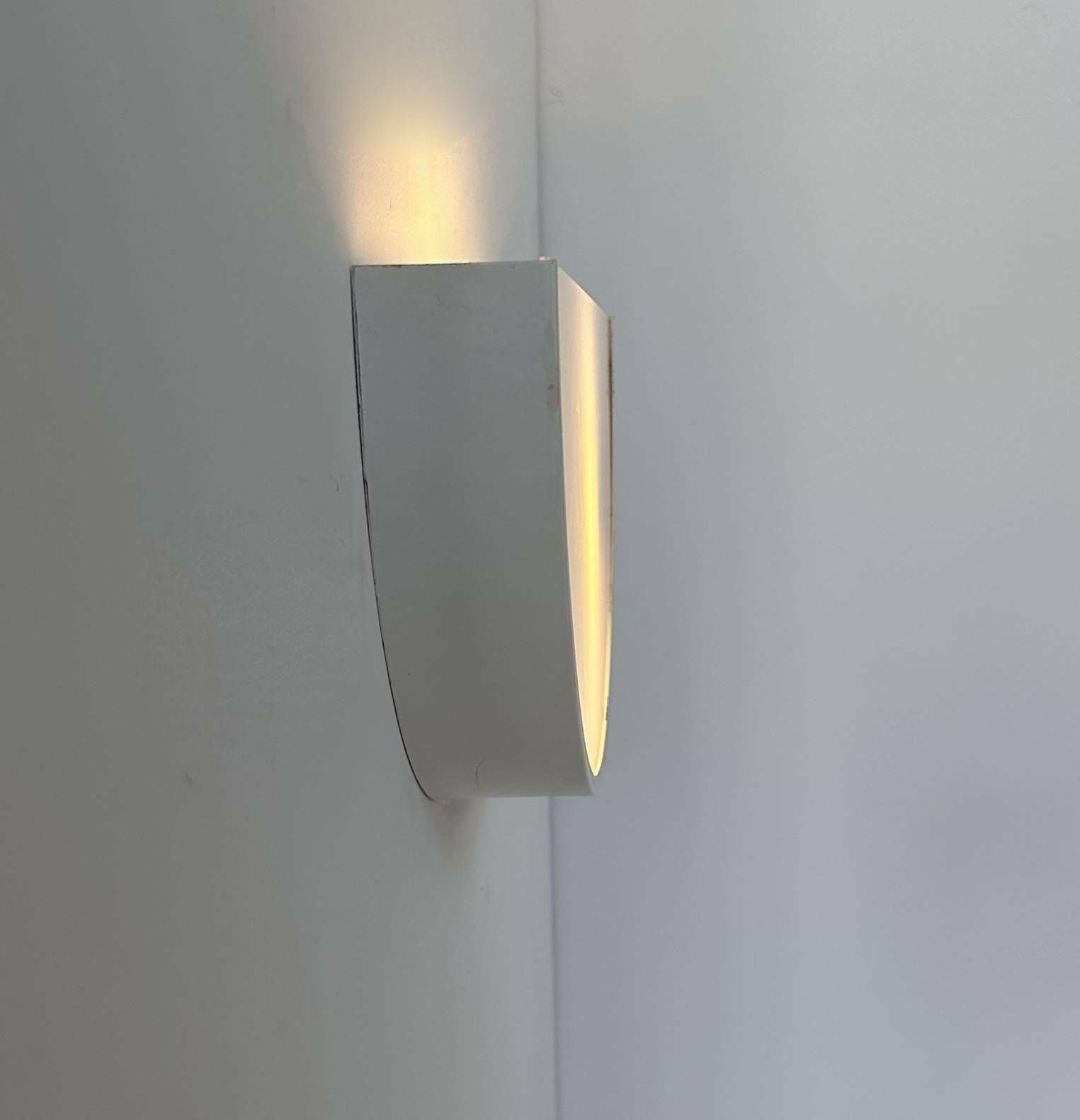 Vintage Half Circle Wall Lamp, White Lacquered Metal And Opaline Glass, France 1970 photo Lighting