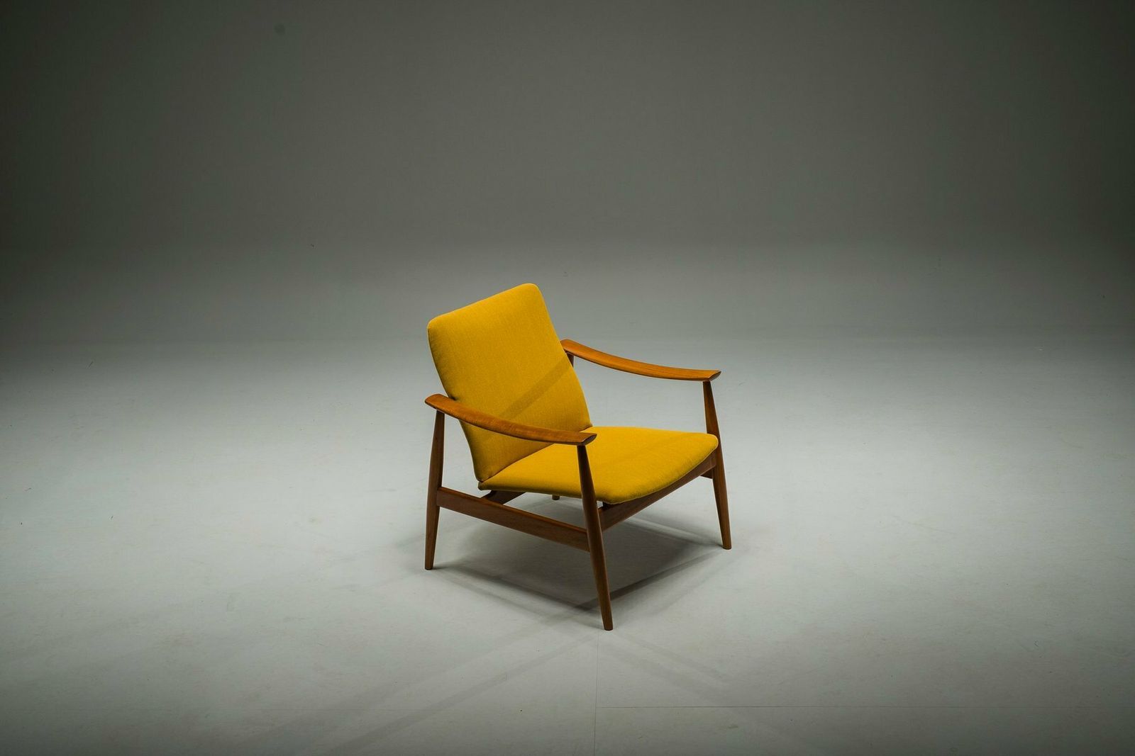 photo buy Danish Mid Century Armchair Model 138 By Finn Juhl For France & Søn, 1950s