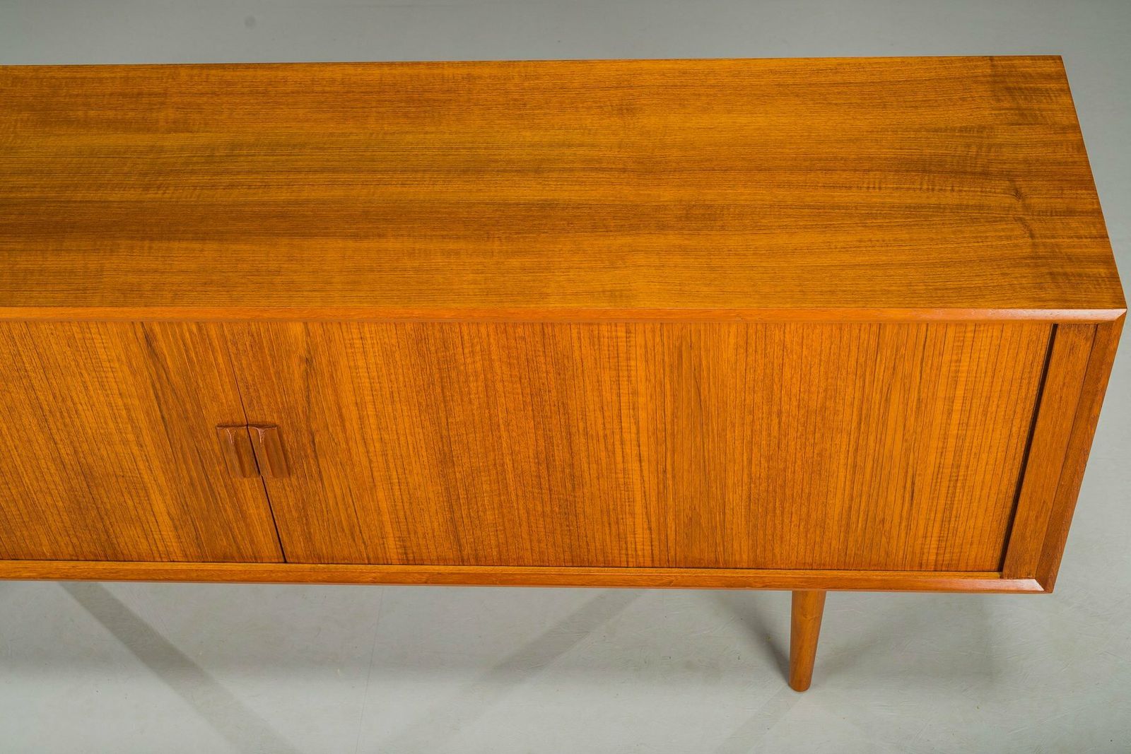 Svend Aage Larsen Zugeschriebenes Teak Sideboard Für Faarup Furniture Factory, Dänemark, 1960er photo for sale