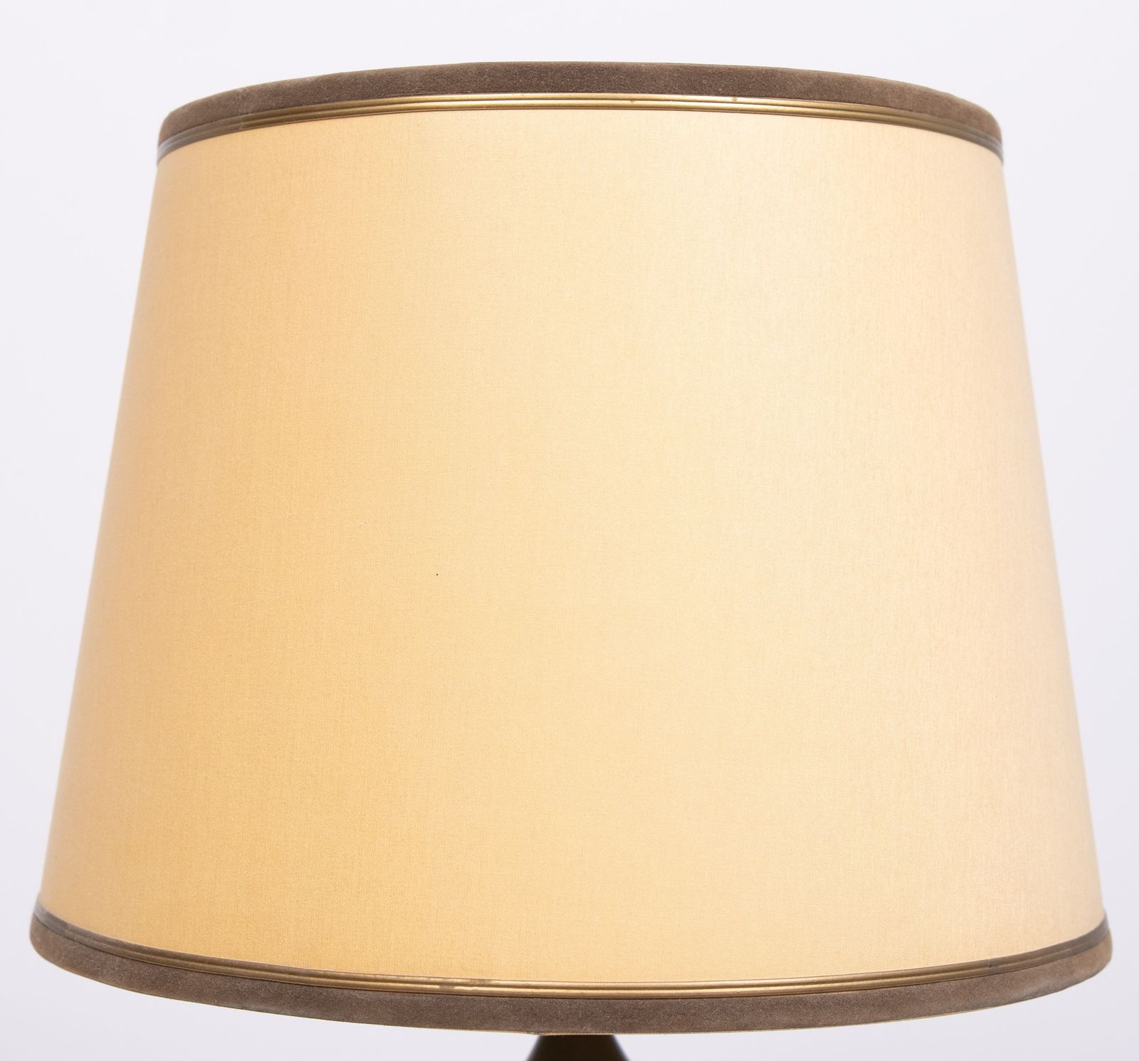 Beautiful Metal Green Painted Tôle Table Lamp 1960s France photo for sale