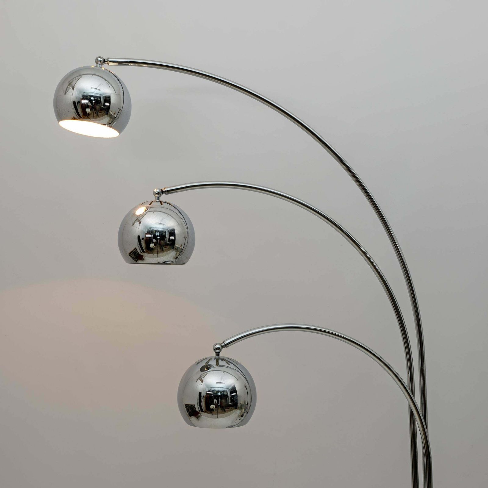 Goffredo Reggiani Mid Century Modern Chromed Metal And Marble Floor Lamp, 1960s photo vinterior