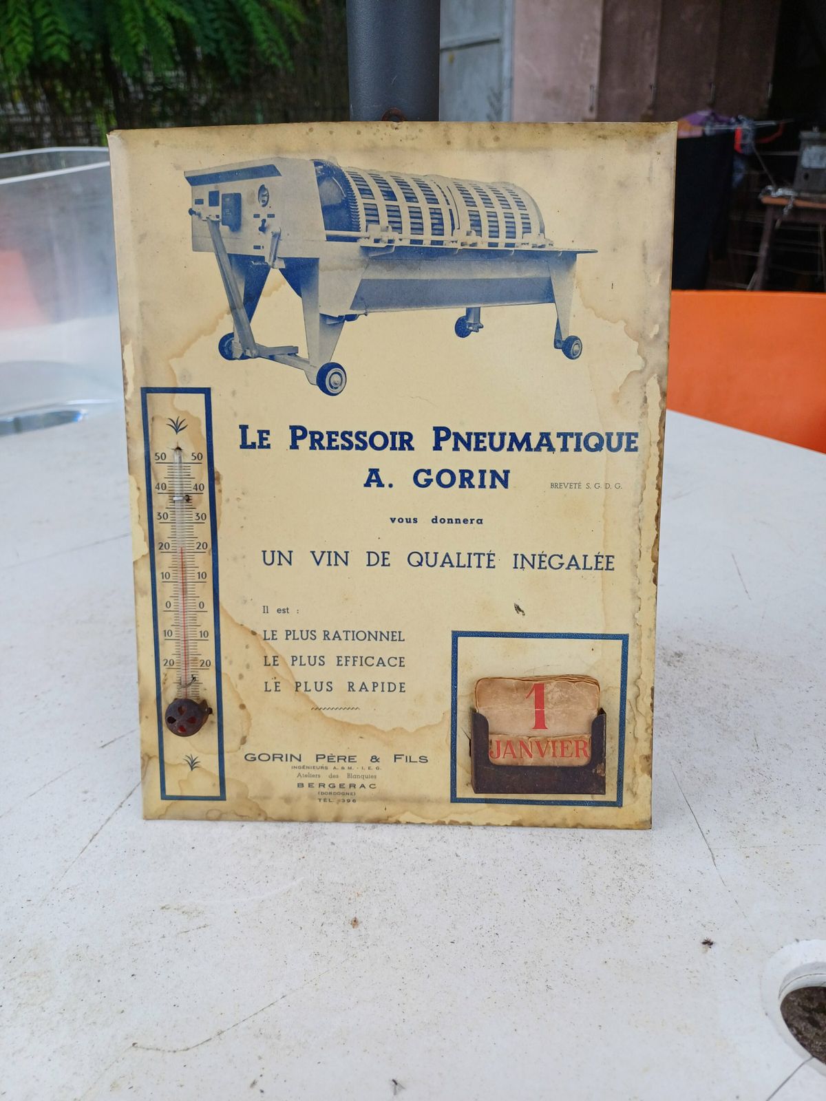 Tole Plate Pub A.Gorin In Bergerac Calendar And Thermometer