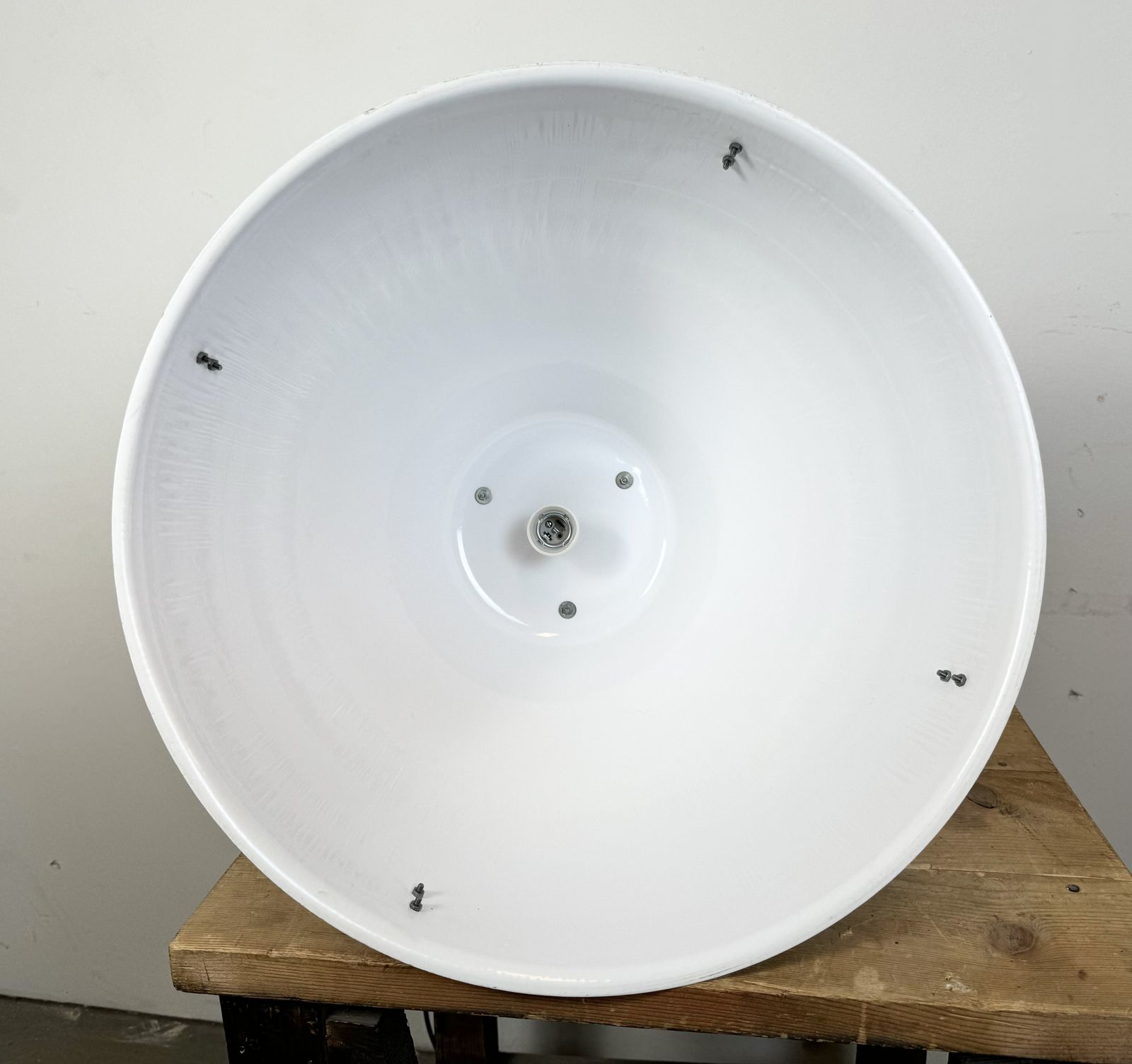 199.0 Large White Enamel Industrial Factory Lamp From Elektrosvit, 1990s, 3x photo