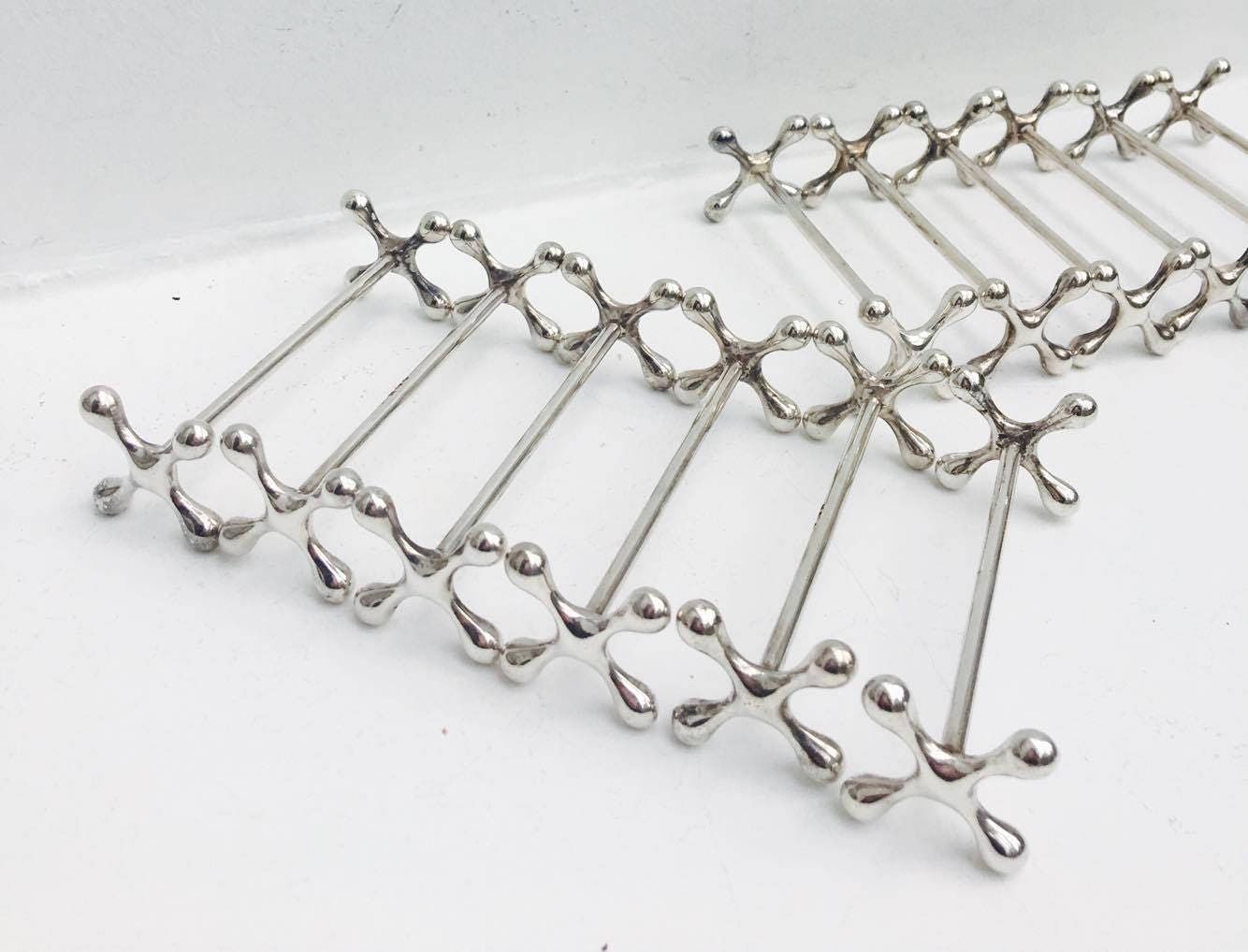photo furniture Knife Rests Set 14 Wmf German Silver Plated 1930s, Vintage Silver Plated Knife Holders, Vtg Art Deco Jacks, German Jacks Shaped