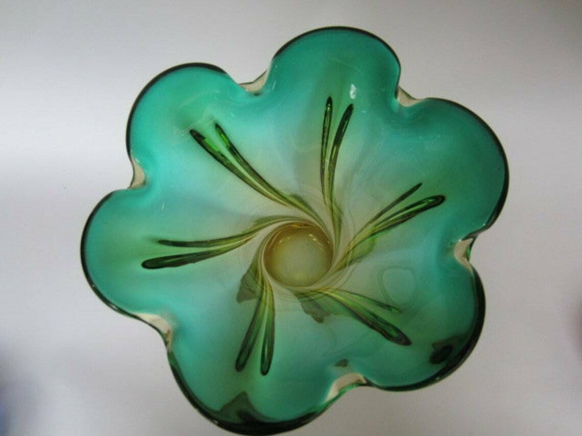 Murano Twisted Poli Seguso Era Green And Golden Ombre Hand Made Art Glass Vase photo 163.0