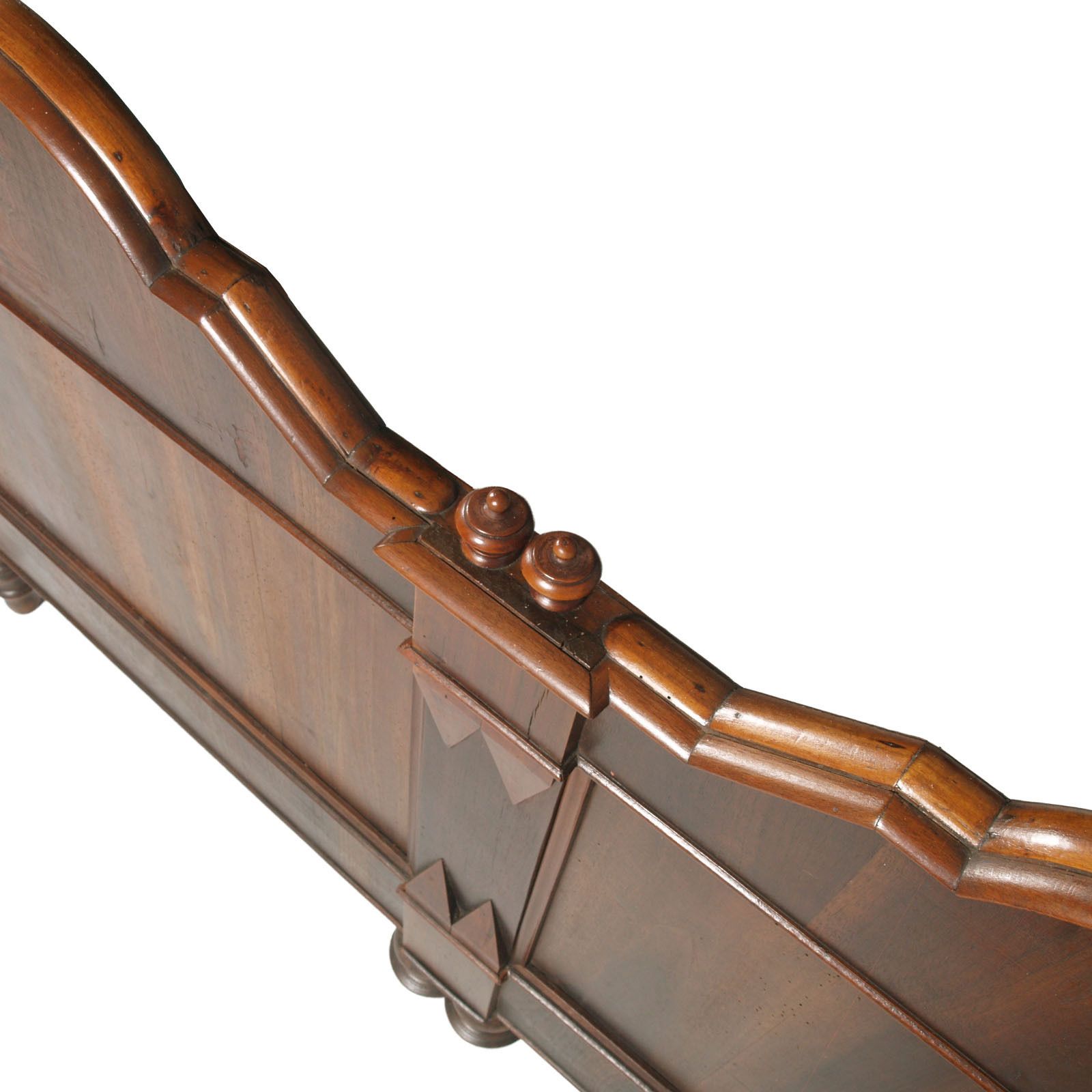 Italy 19th Century Majestic Double Bed In Walnut Restored And Polished To Wax photo Furniture