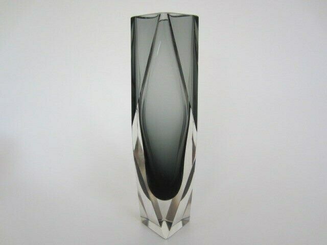 Space Age Geometric Murano Sommerso Grey Futuristic Prism Cut Glass Vase 22cm photo vinterior