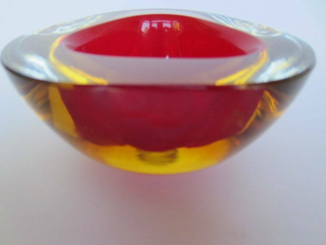 Murano Poli Seguso Era Triangle Submerged Geode Bowl Cherry Red And Golden Amber photo vintage