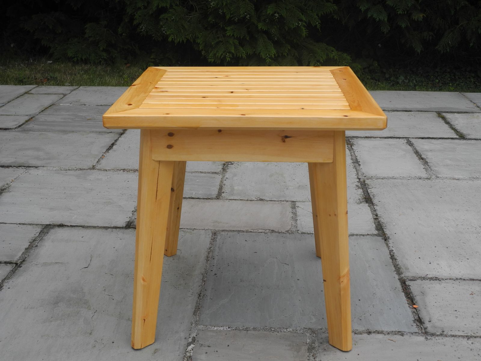 Traditional Outdoor Redwood End Table