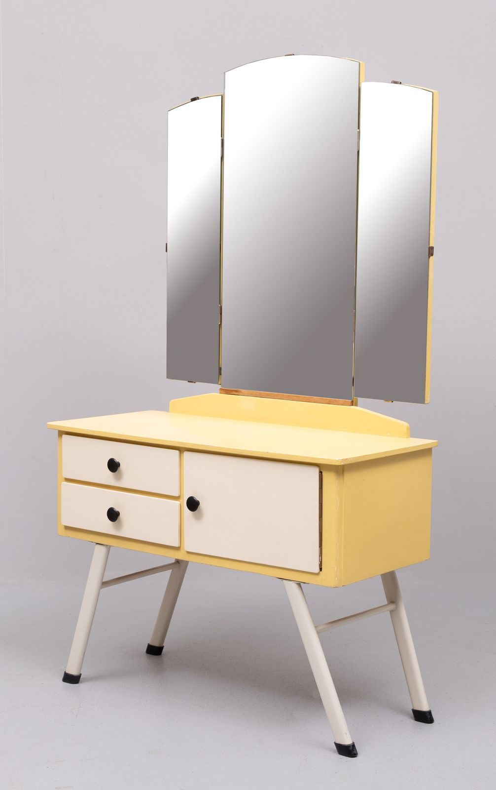 Dressing Table,  Holland photo Furniture