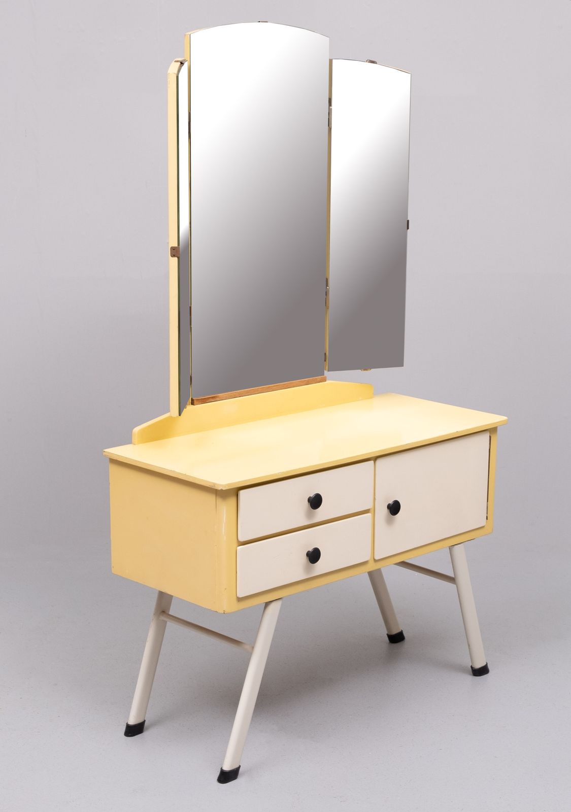 Dressing Table,  Holland photo buy
