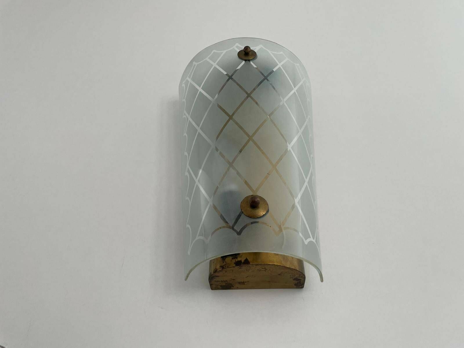 Unique Italian Design Brass & Curved Glass Cinema Lobby Wall Lamp, 1950s Italy photo vinterior