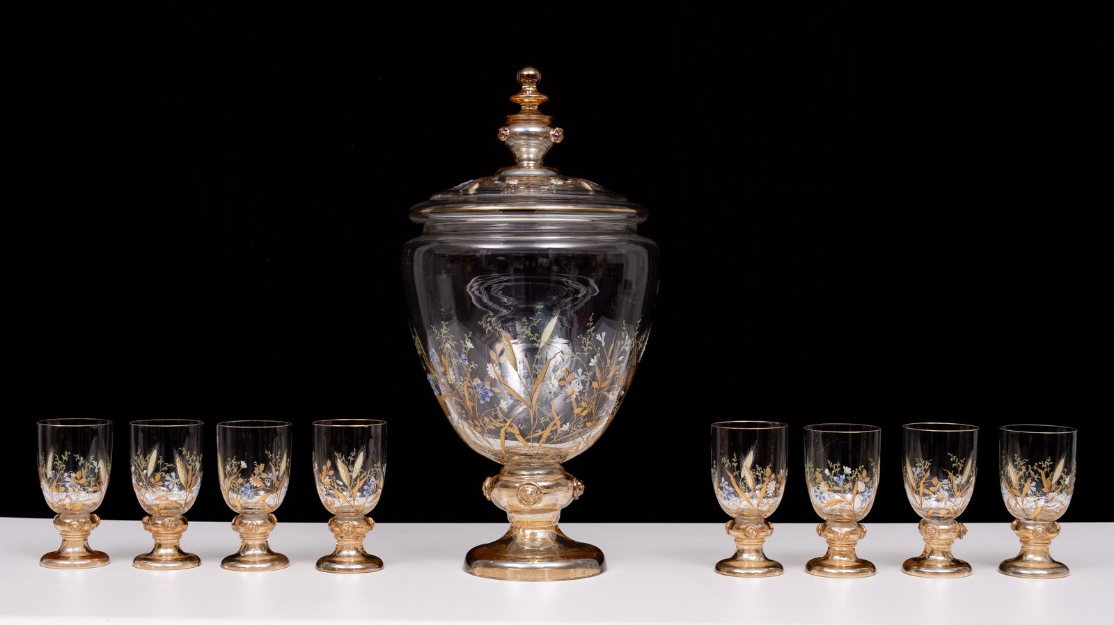 Woonaccessoires Antiek Geëmailleerd Glazen Serveerset Voor Fruit, Dessert Of Punch. 1880 photo