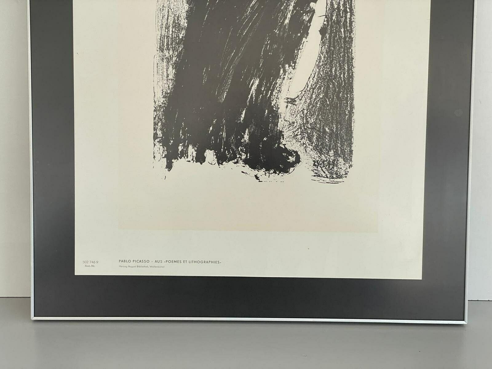 Pablo Picasso Lithograph Print With Frame, Printed 1984 In Gdr photo vinterior