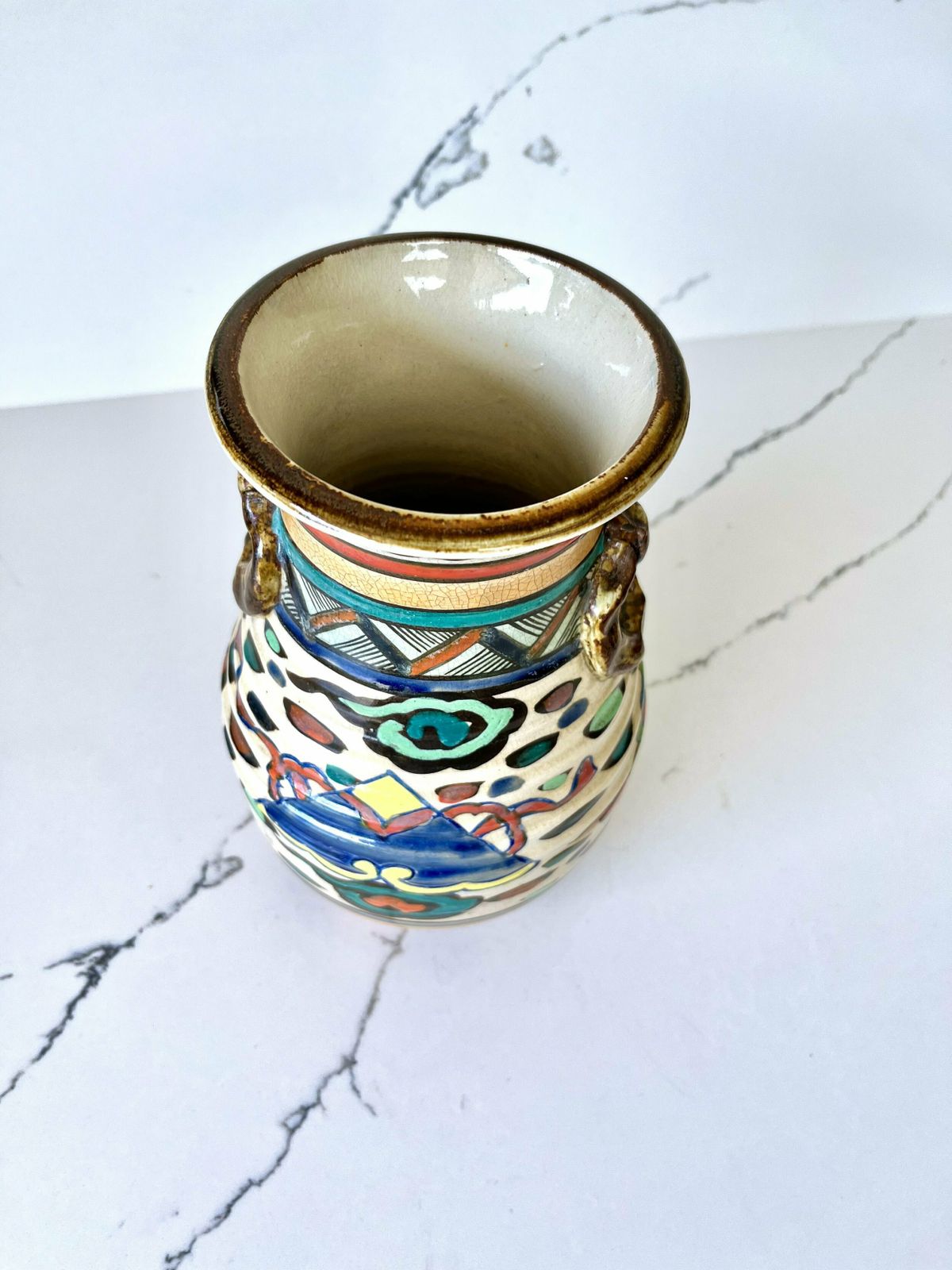 Early 20th Century Japanese Colourful Hand Painted Ceramic Vase photo vinterior