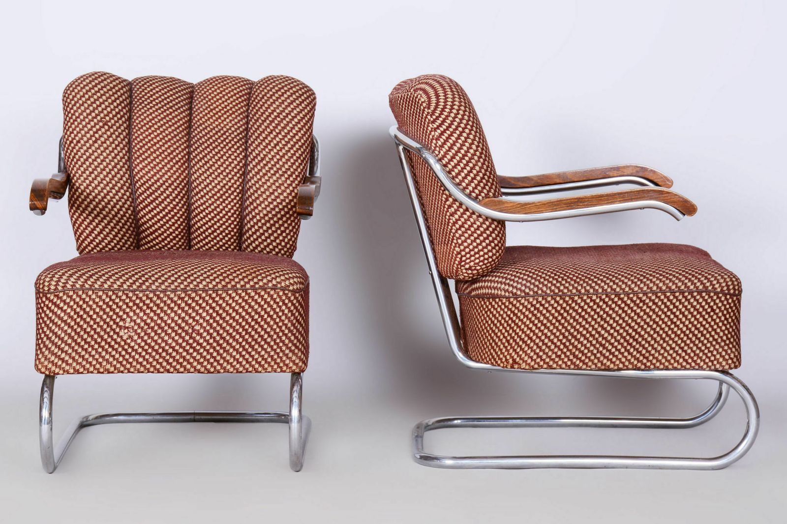 photo furniture Set Of Two Original Bauhaus Armchairs, By O. Zoufalý, Chrome, Czech, 1930s