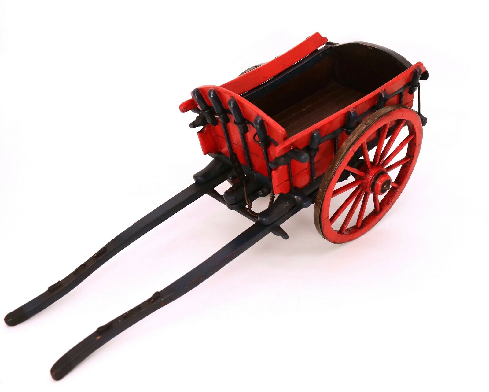 Antique Hand Made Wooden Scale Model Of An 18th Century Farm Cart. photo vinterior