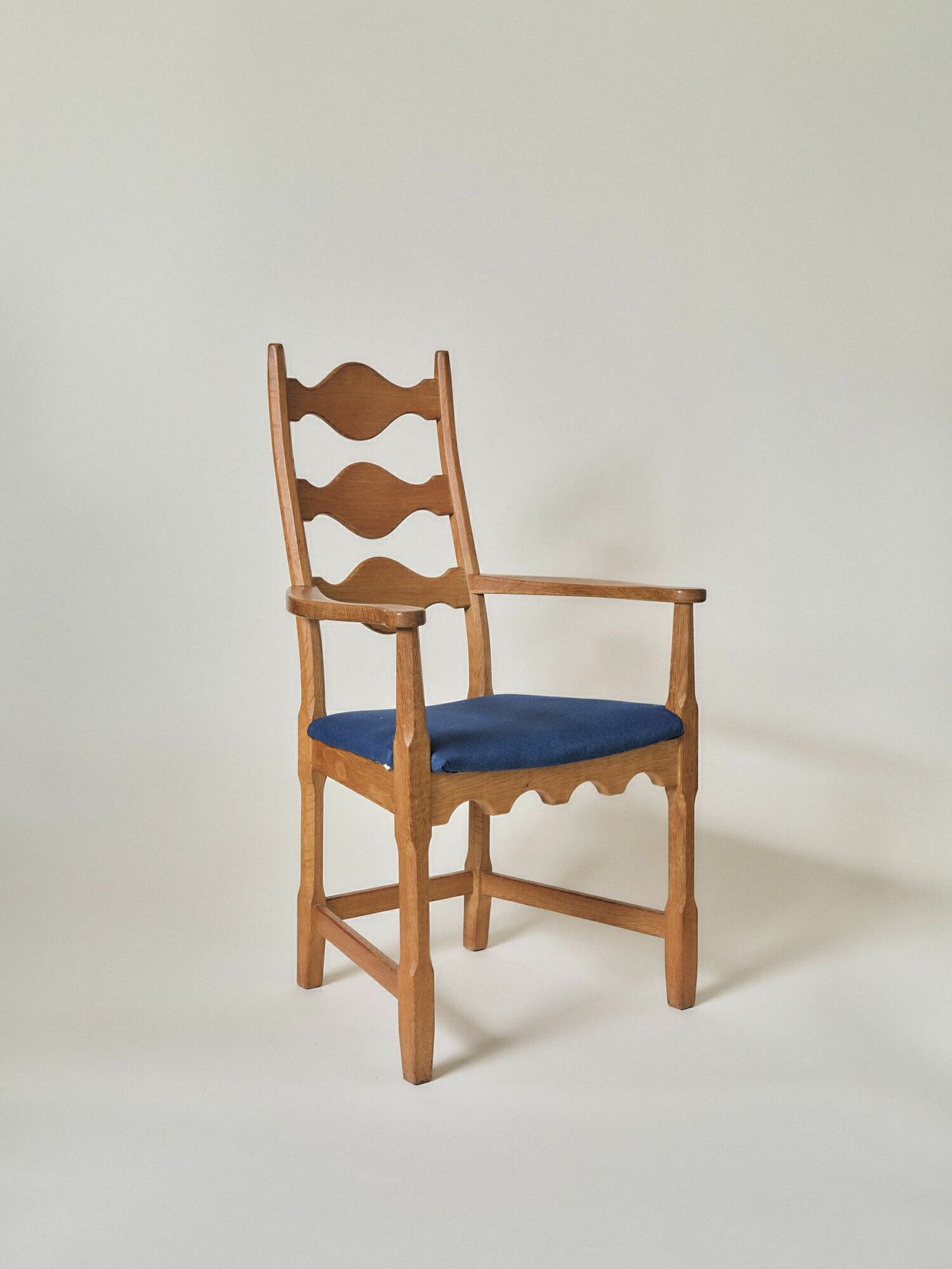 Henning Kjaernulf Carver Chair photo furniture
