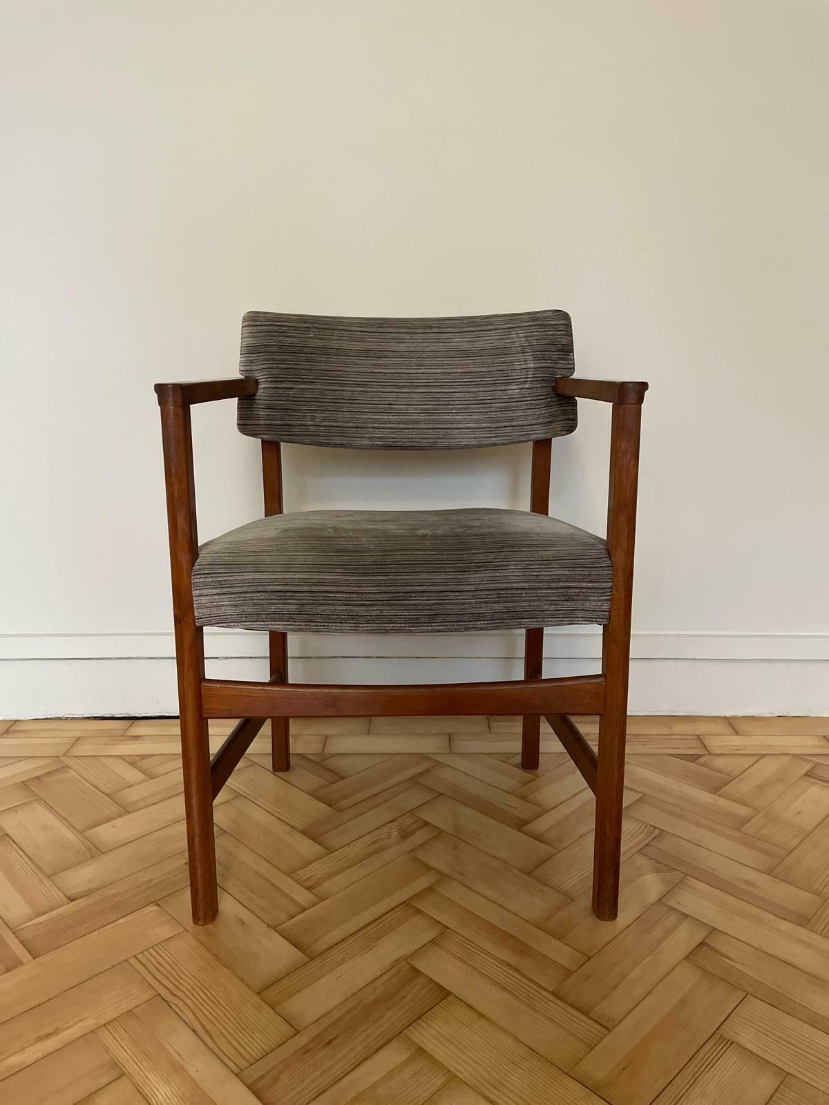Mid Century Robert Heritage For Archie Shine Dining Chairs (Set Of 8)
