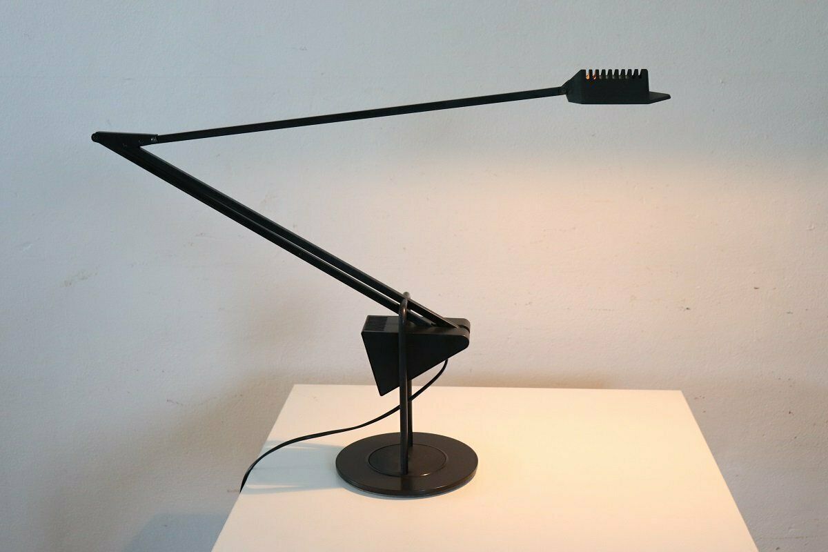 photo vinterior Black Metal Postmodern Table Lamp By Fridolin Naef For Luxo, 1980s