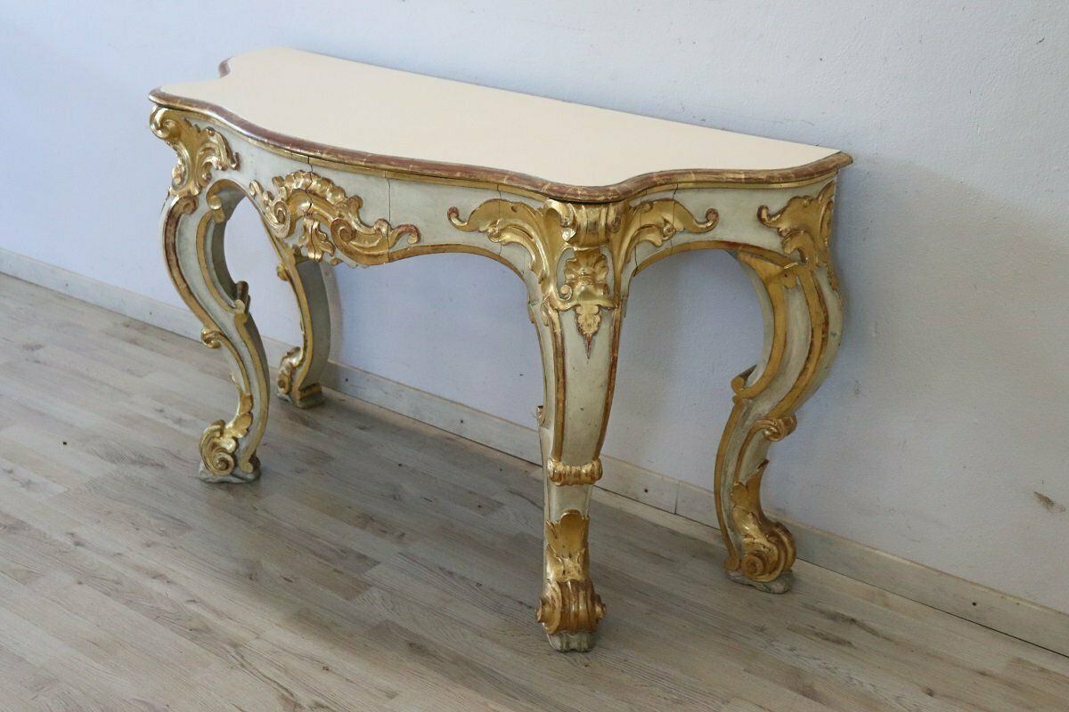 photo furniture 20th Century Carved And Gilded Wood Console Table, 1980s