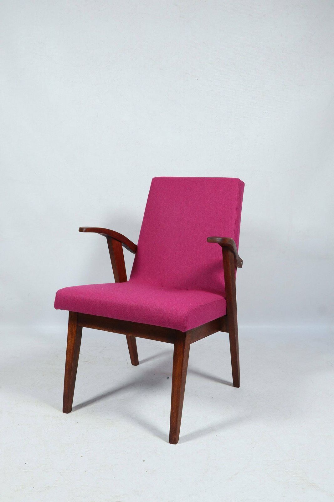 Fuchsia Wool Mid Century Armchair Wooden Lounge Chair Refurbished, 1960s, Poland photo Furniture