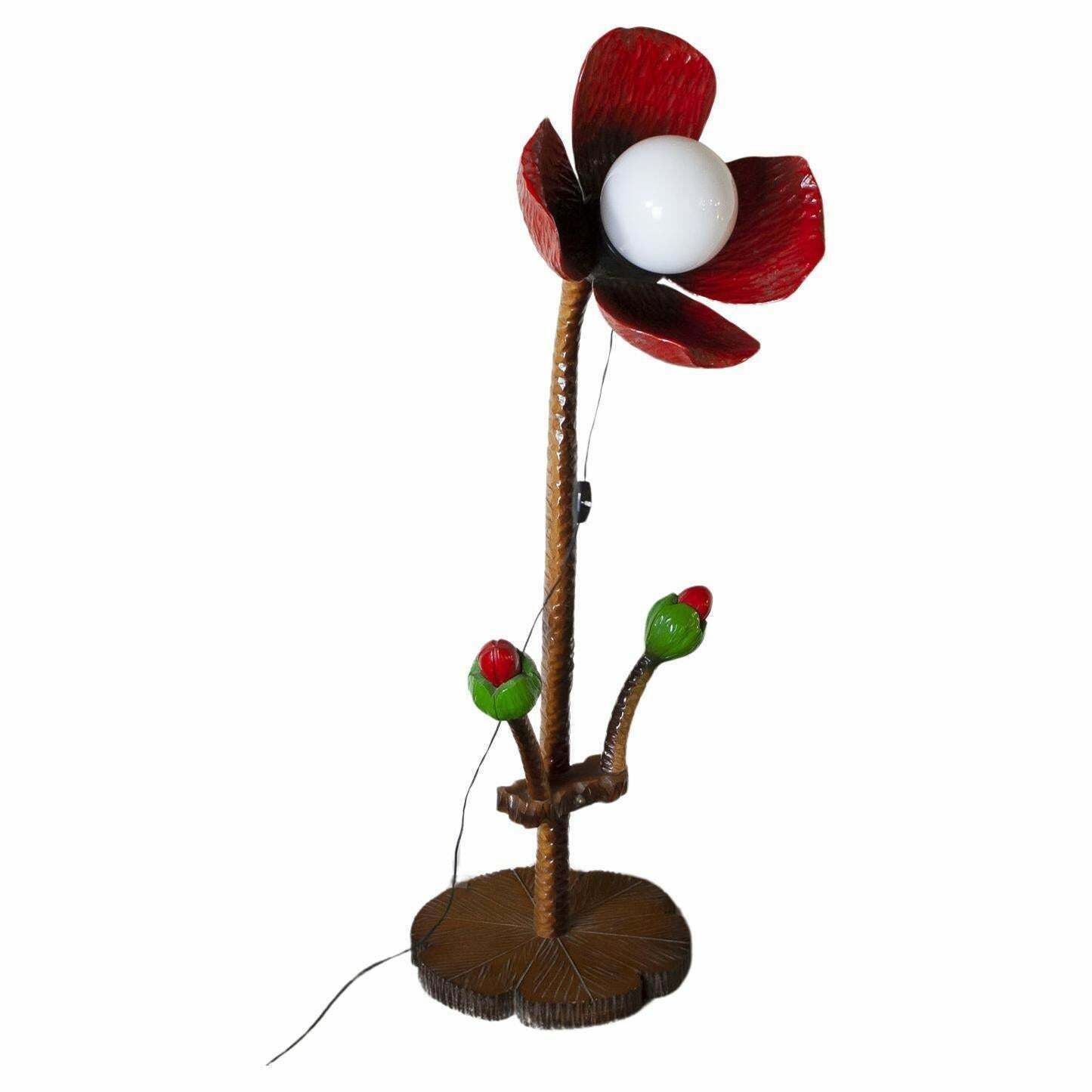 Italian Flower Lamp In Laquered Wood 1960s. photo furniture