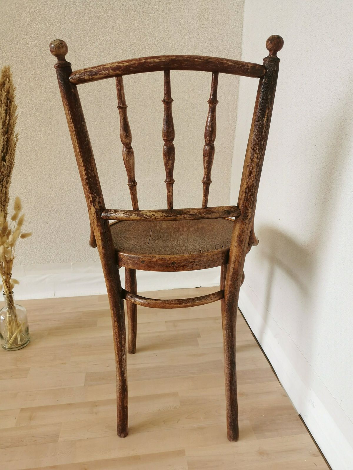 Vintage Wooden Dining Chair In Thonet Style With Carved Details Adn Bentwood / Antique Very Rare Dine Chair 1960s / Original Patina photo for sale