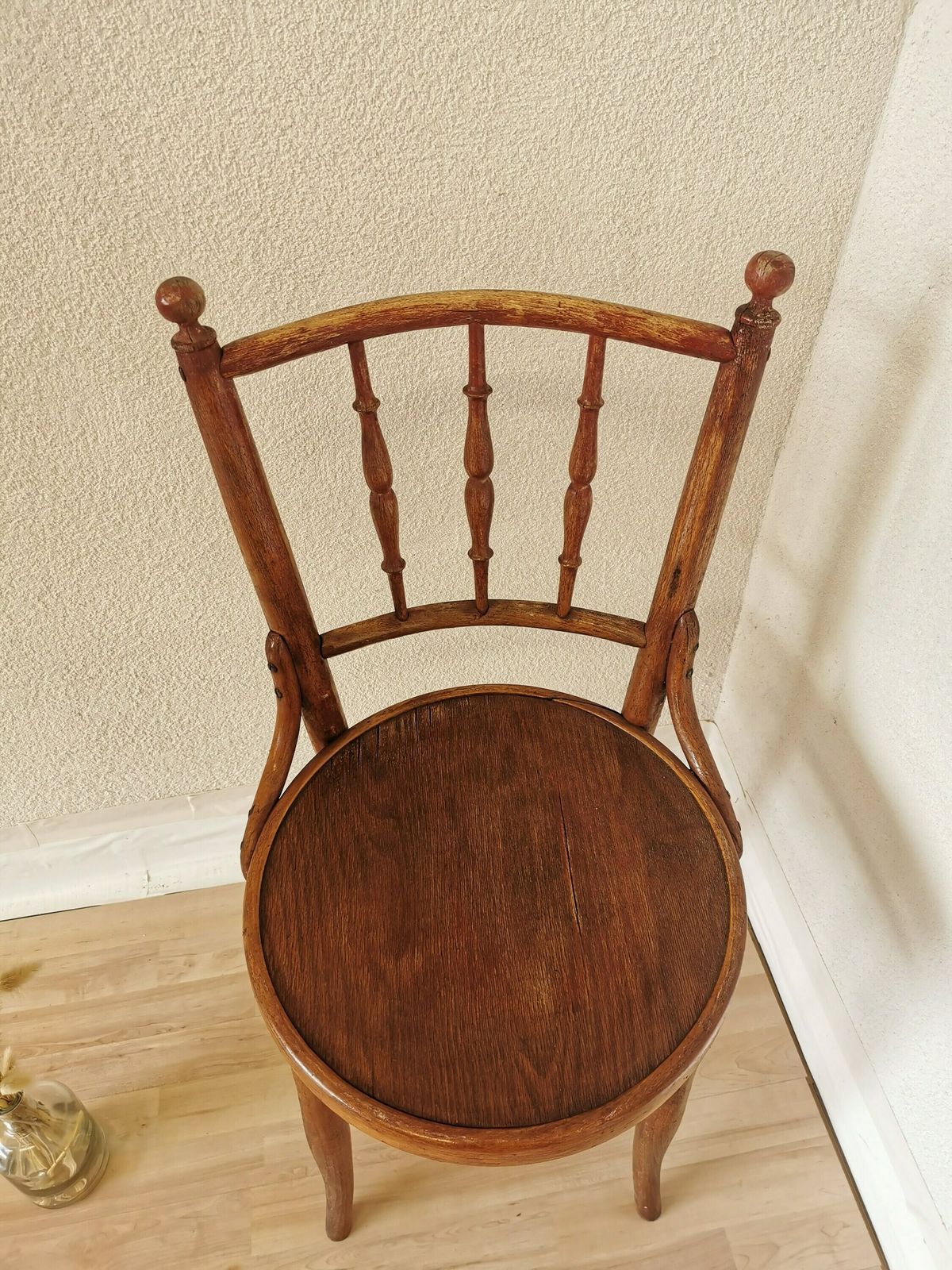 photo furniture Vintage Wooden Dining Chair In Thonet Style With Carved Details Adn Bentwood / Antique Very Rare Dine Chair 1960s / Original Patina