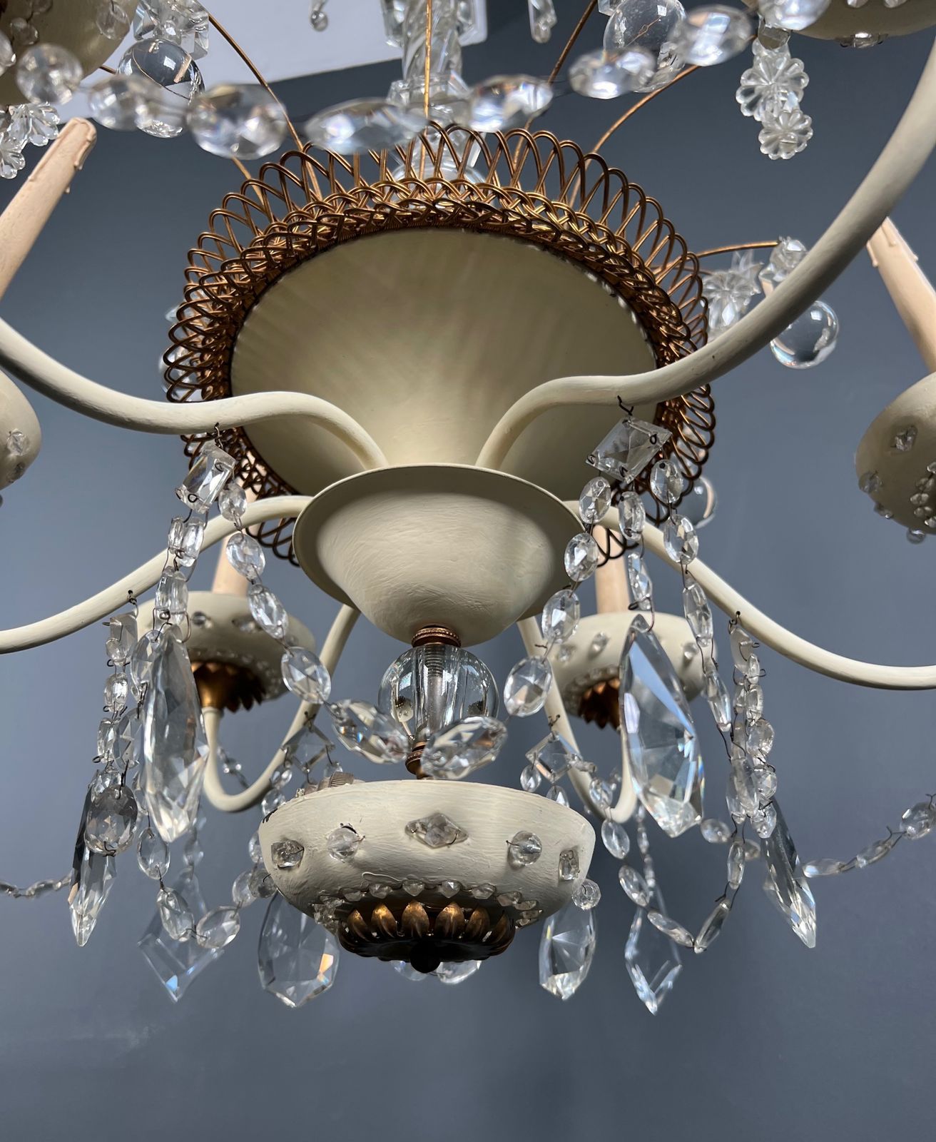 Chandelier In Lacquered And Gilded Sheet Metal And Crystals From Maison Baguès. Circa 1940 photo vintage