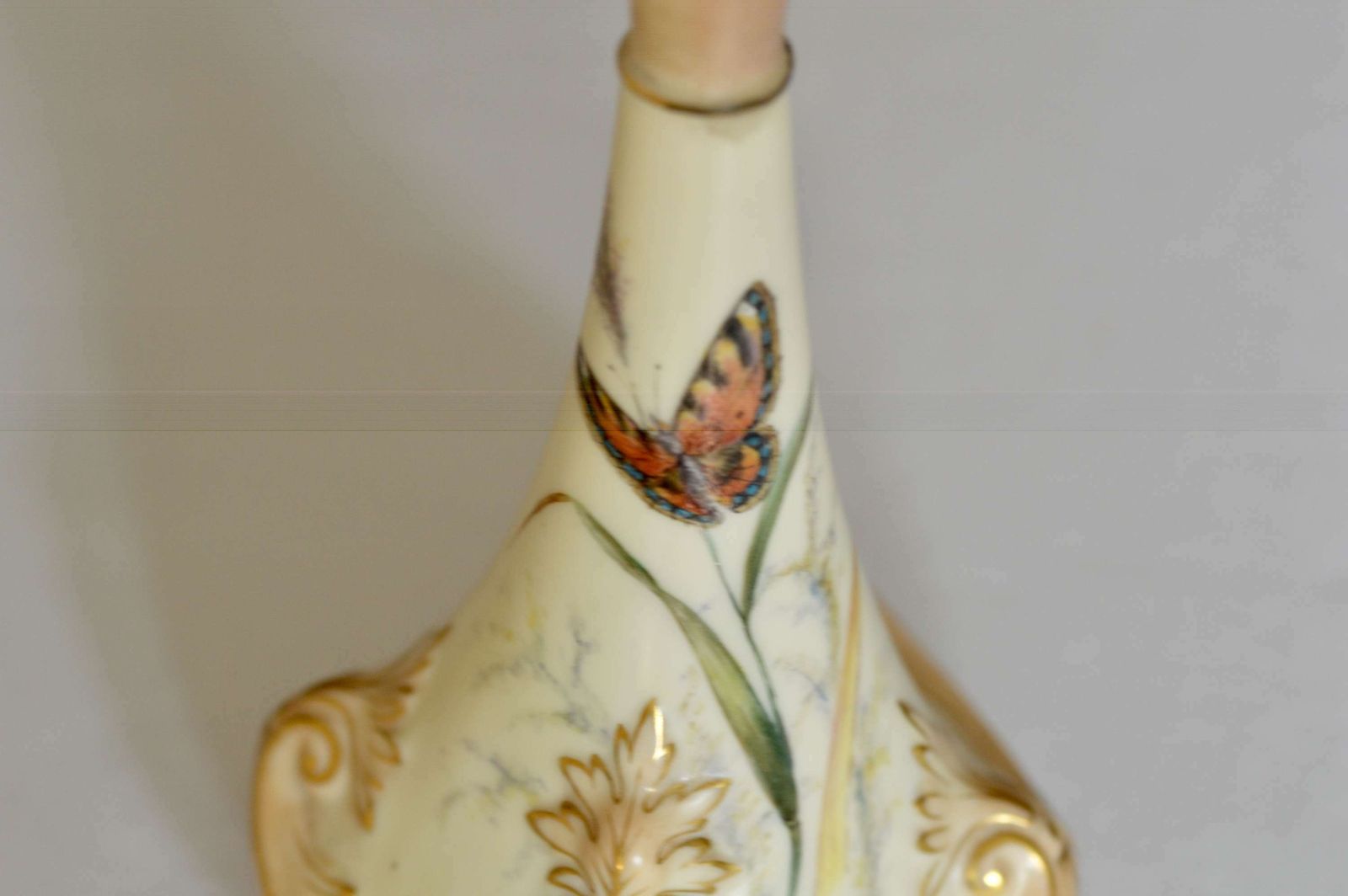 Locke & Co Vase C1896 / 1903   Painted With Butterflies photo 149.0