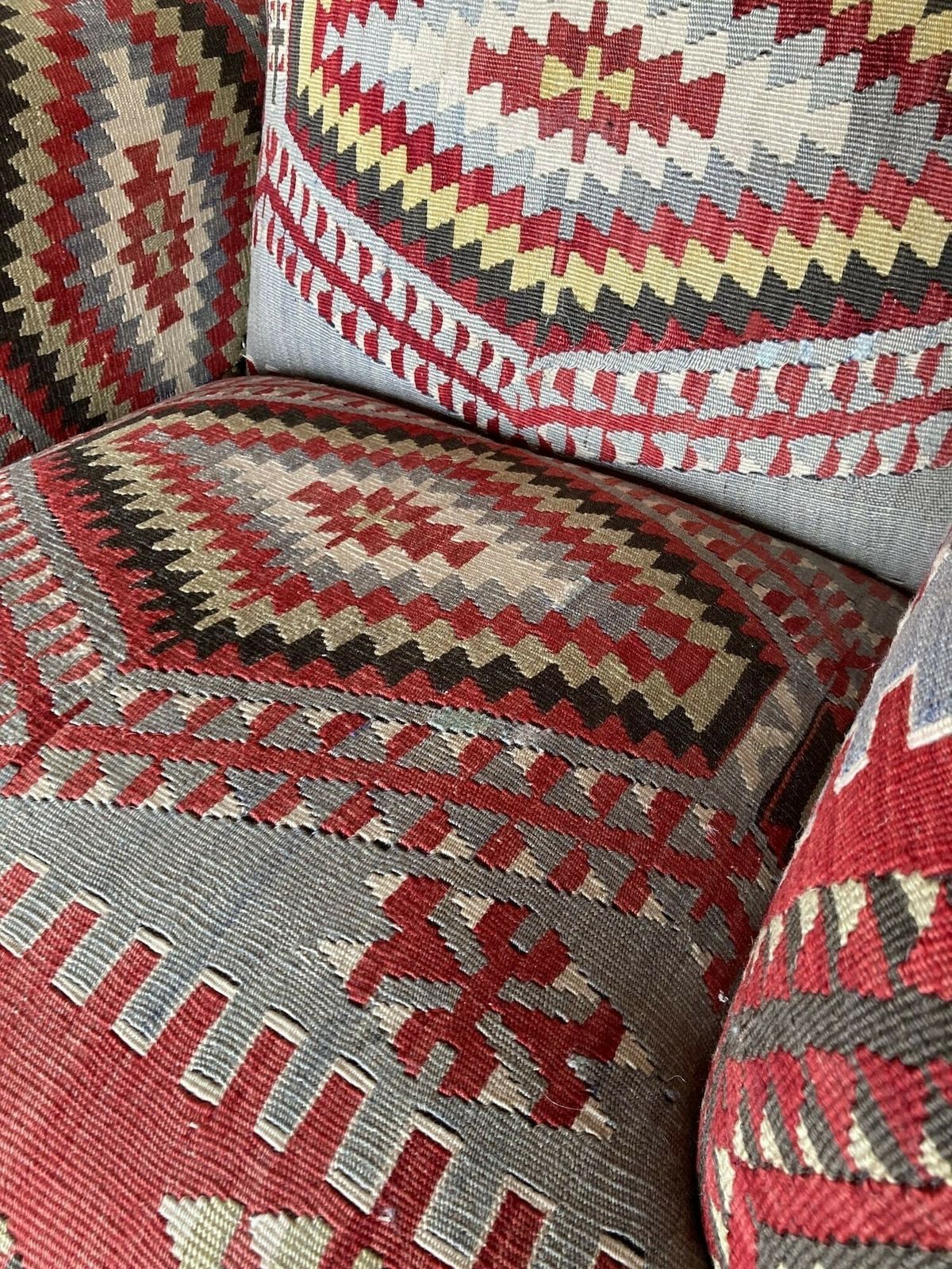 Kilim Covered Armchair 0.94m X 0.84m X H0.90m photo vinterior