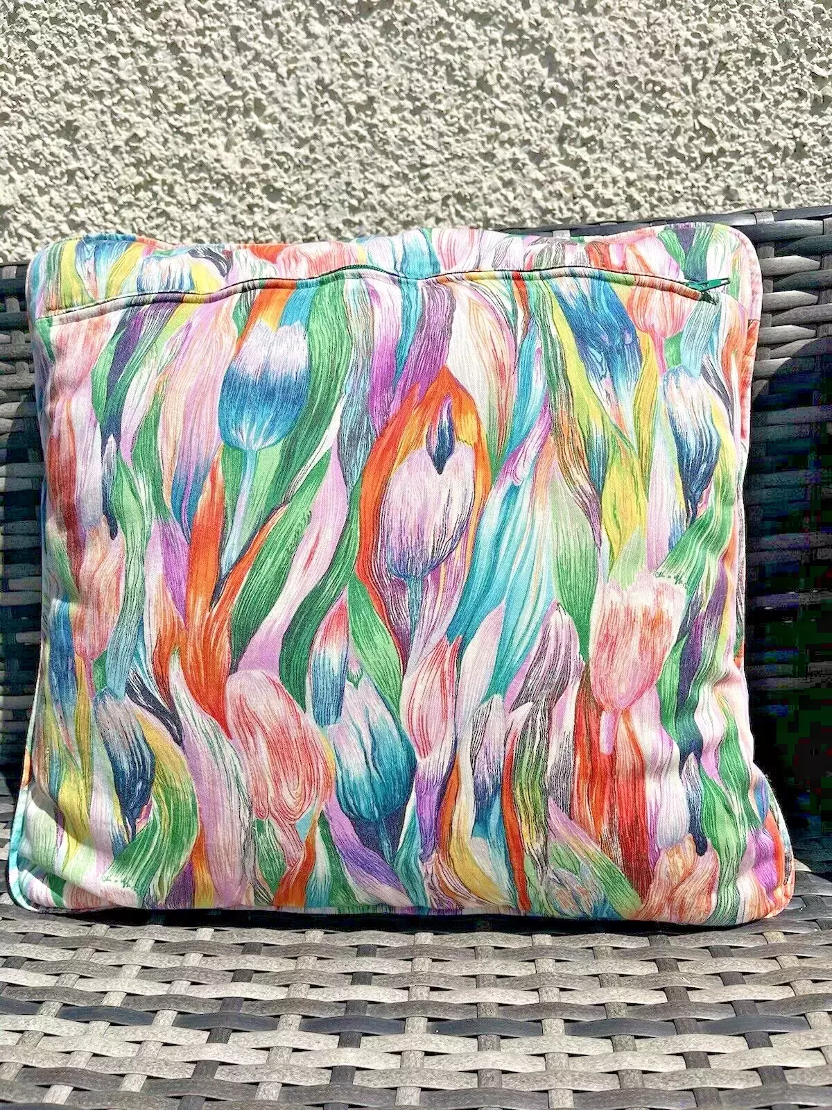 photo buy Pair Of 2 Designer Missoni Masters Floral Tulip Colourful Cushions Rrp 170 Euros