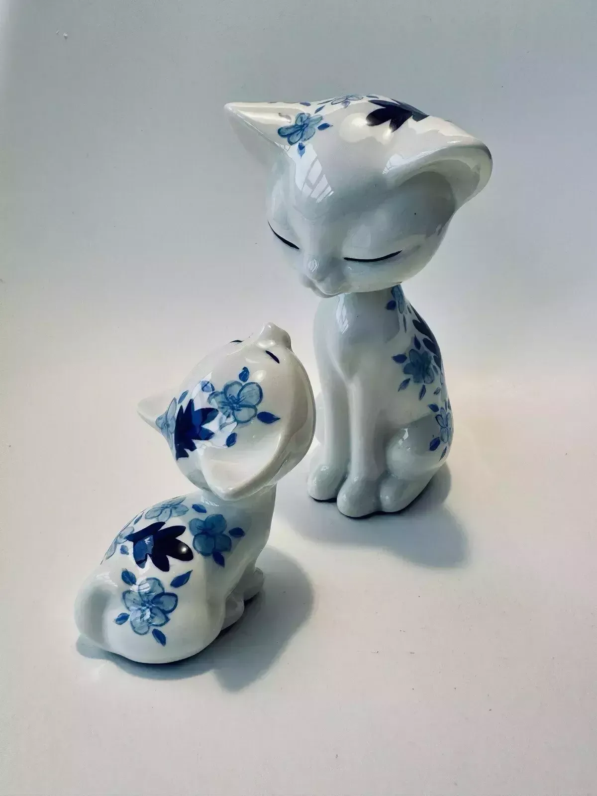 Mid Century Mcnees Cat And Kitten Figurines Hand Painted By Sandra Palmer