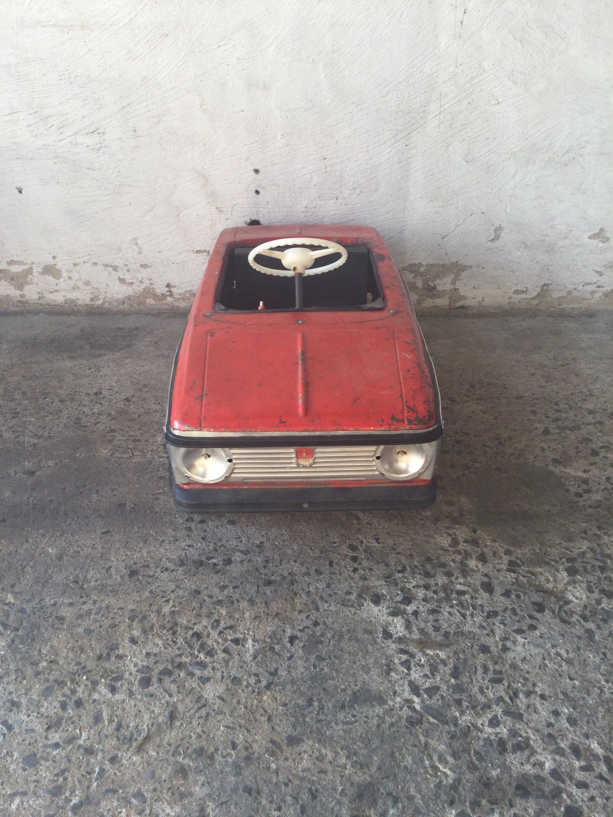 Moskvich Azak Pedal Car, 1980s photo vinterior