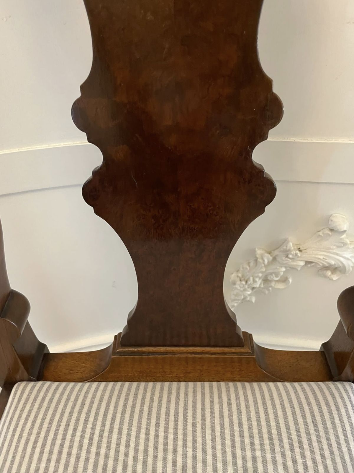 Outstanding Quality Set Of 10 Antique 19th Century Walnut Dining Chairs photo vinterior